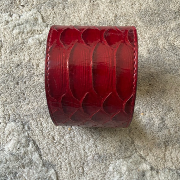 SERGIO ROSSI, Authentic red python cuff. - Picture 5 of 5